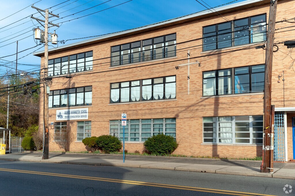 George Washington School serves students in the South Hackensack community.