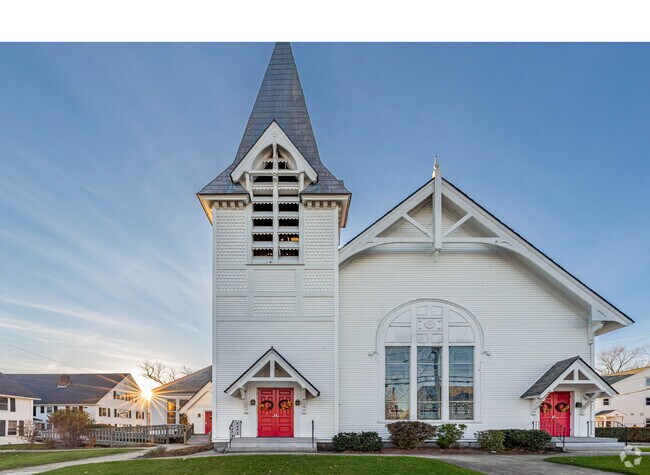 The Congregational Church of Goffstown stands tall with its Queen Ann styling.