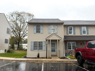 80 Diller Ave, New Holland, PA 17557