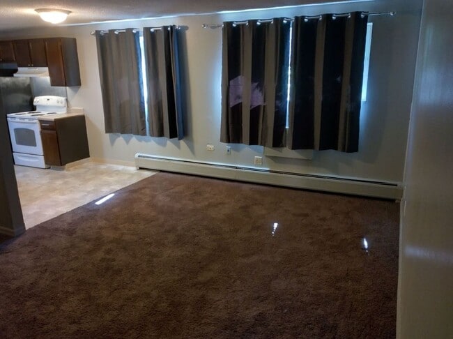 1941 Clinton St, Aurora, CO 80010 - photo 2