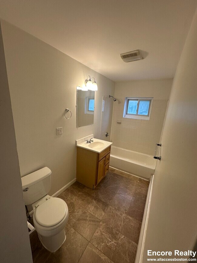 63 Selkirk Rd unit 13, Brighton, MA 02135 - photo 7