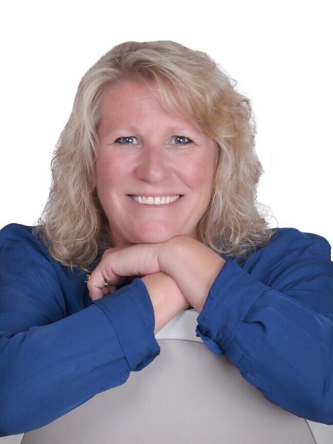 Leslie Packwood