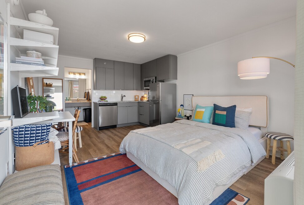 The Teale Golden Gate