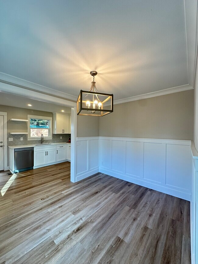 5325 NE Flanders St, Portland, OR 97213 - photo 4