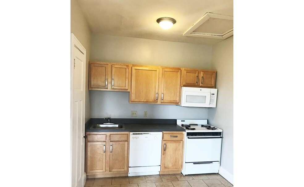 343-345 Ludlow Avenue