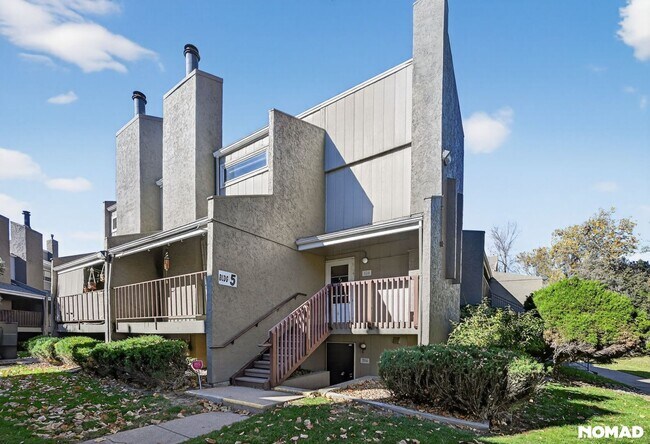 5300 E Cherry Creek S Dr, Denver, CO 80246 - photo 2