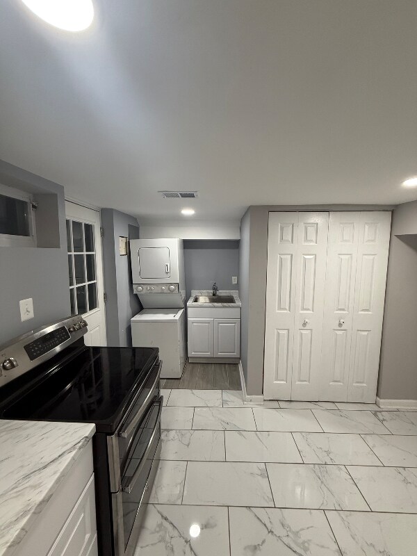 2100 Ashburton St unit B, Baltimore, MD 21216 - photo 4