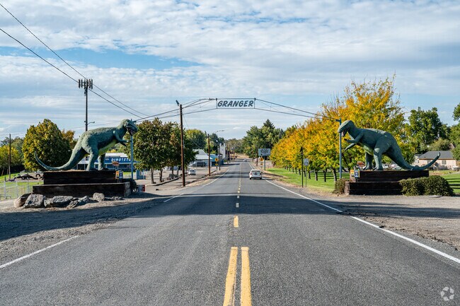 Granger combines nature trails with fun dinosaur-themed art.