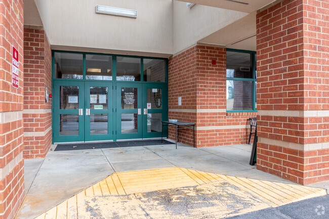 Buford Elementary School is a great Community for families with young children.