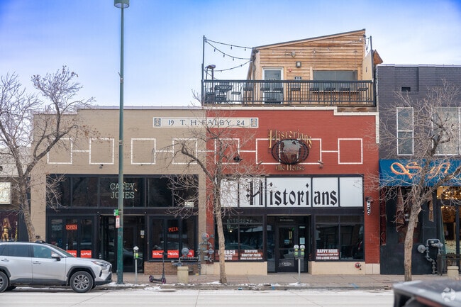 Historians has a terrific rooftop bar that provides mountain views.