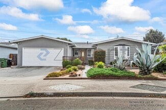 3868 Bucknall Rd, Campbell, CA 95008