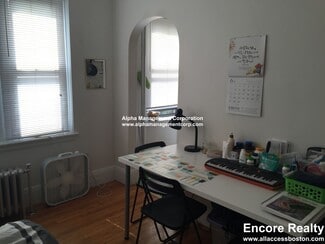 349 Pleasant St Unit A1-21, Malden, MA 02148