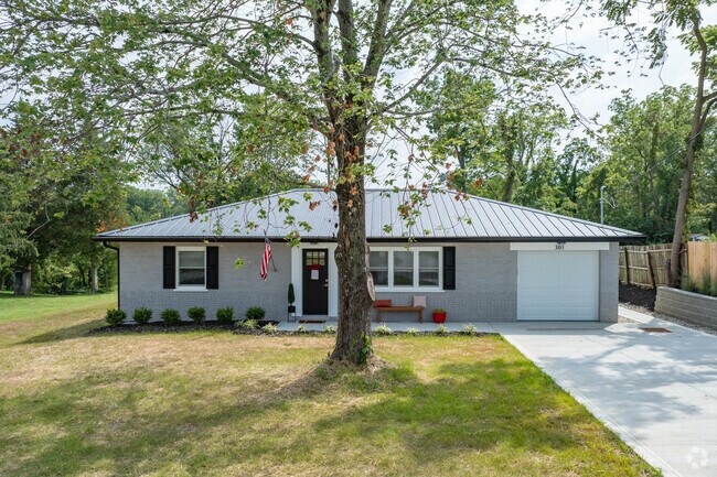 Renovated ranches can be found in Mount Orab.