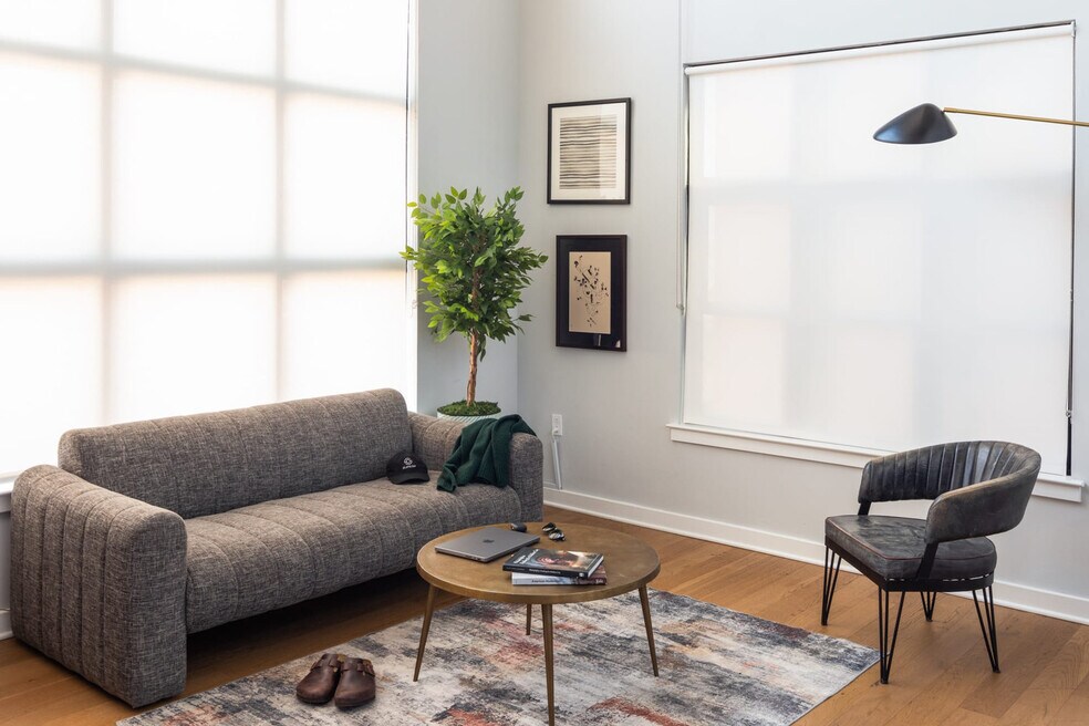 222-24 Vine St unit ID1060934P, Philadelphia, PA 19106 - photo 1