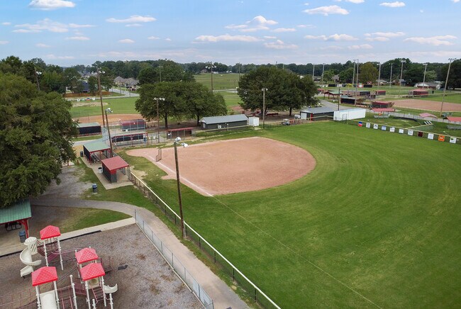Beebe Beebe City Park 1of5