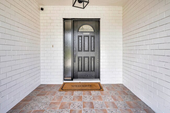 98 Chardon Place unit FL1-ID1073520P, Naples, FL 34110 - photo 4