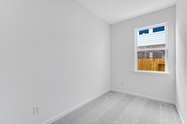 9735 Bixby Creek Dr, Cypress, TX 77433 - photo 5