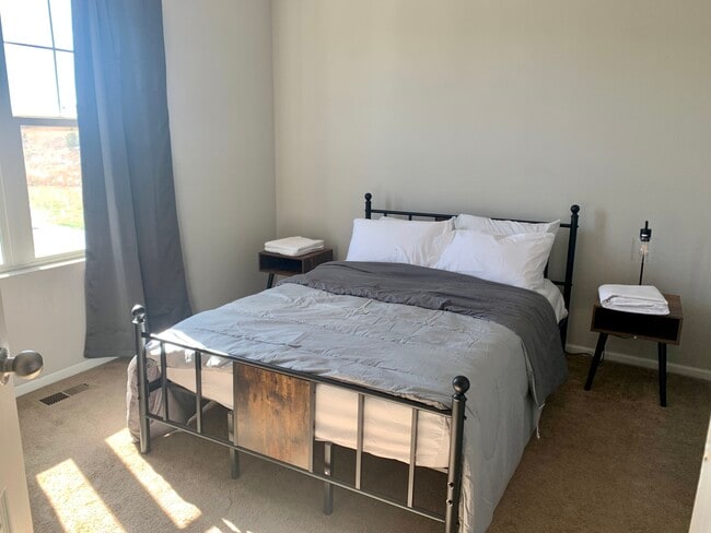 Bedroom for Rent