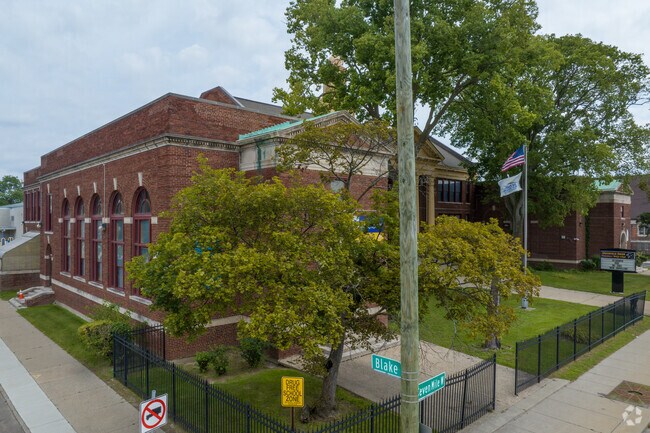 Greenfield Union Elementary-Middle School