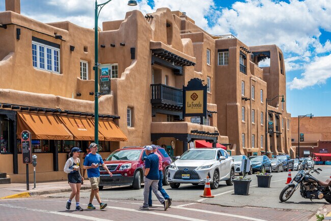 Resident of Las Soleras can quickly get to Santa Fe Plaza to enjoy a fun night out on the town.