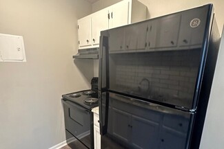 3821 S Jefferson Ave, Cincinnati, OH 45212