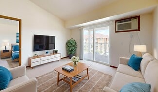 2540 4th St W, Dickinson, ND 58601