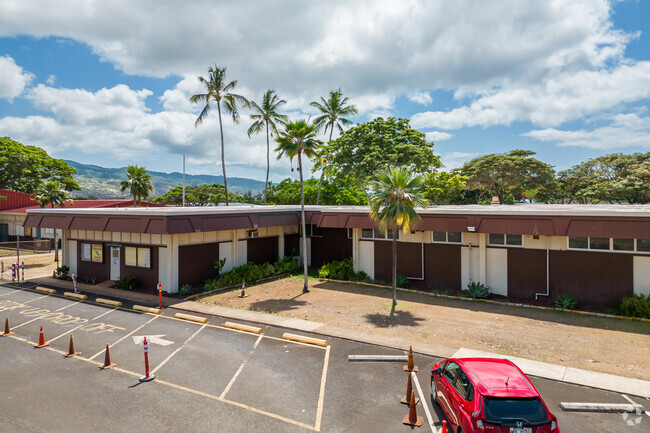 Students at Haleiwa Elementary have opportunities for leadership and character development.