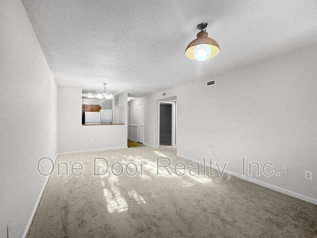 1203 Jamestown Rd unit D1, Williamsburg, VA 23185 - photo 7