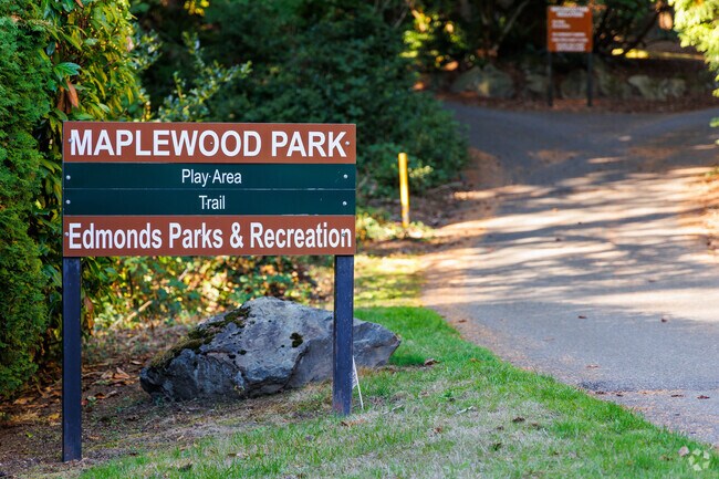 Shady paths make Maplewood Park a favorite spot in Edmonds Bowl.