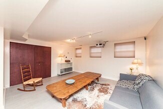 1258 W Hood Ave Unit 1W, Chicago, IL 60660