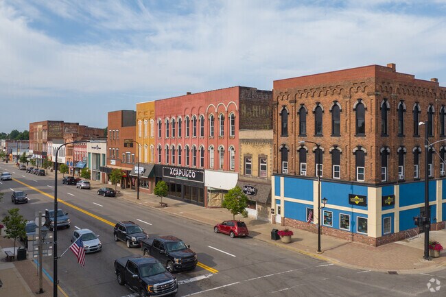 Cochran Ave in downtown Charlotte is lined with numerous repurposed historic buildings.