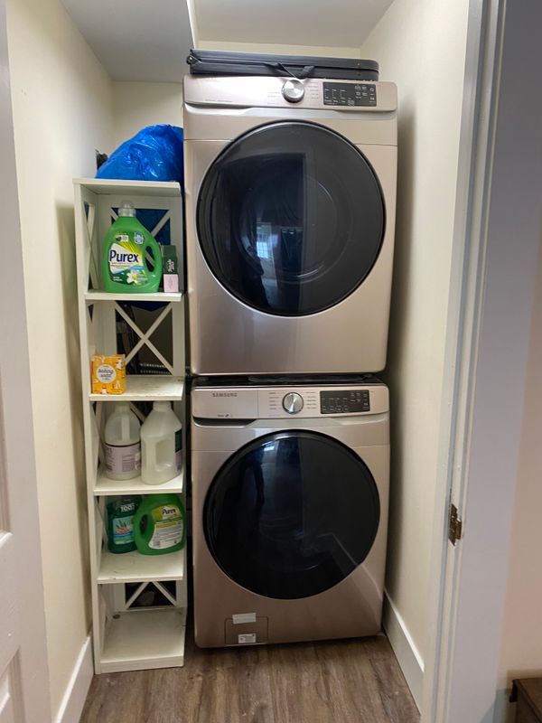 39 Penny Dr, Huntington Station, NY 11746