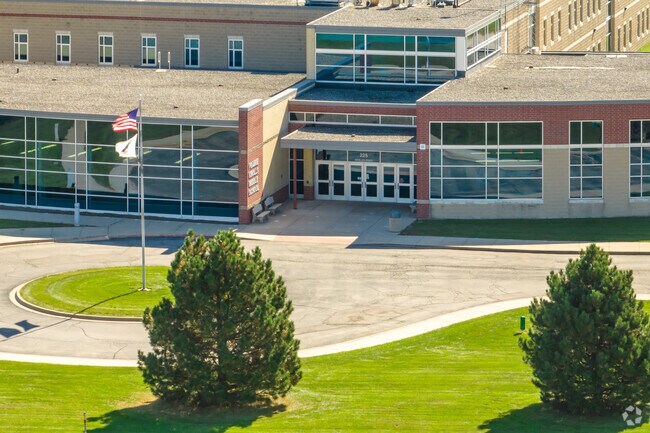 Prairie Knoll Middle School is a public school located in Elgin.