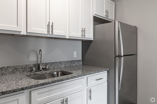 1BR, 1BA - Kitchen