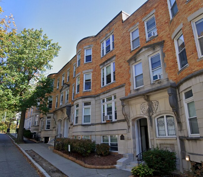 17 Fairbanks St unit 1, Brookline, MA 02446 - photo 3