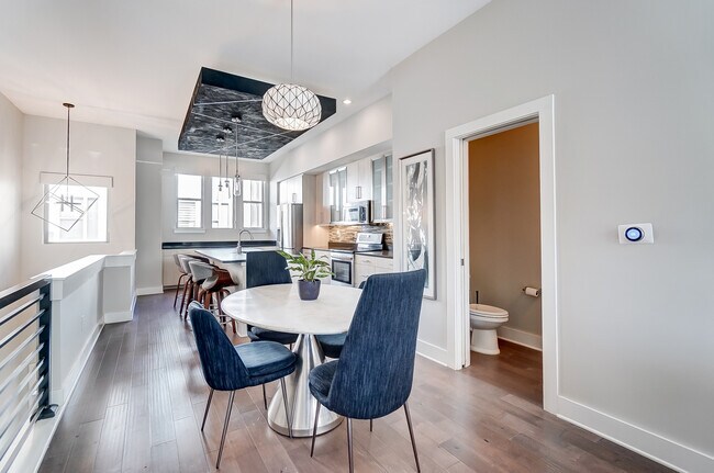 330 Helix Way, Charlotte, NC 28203 - photo 6