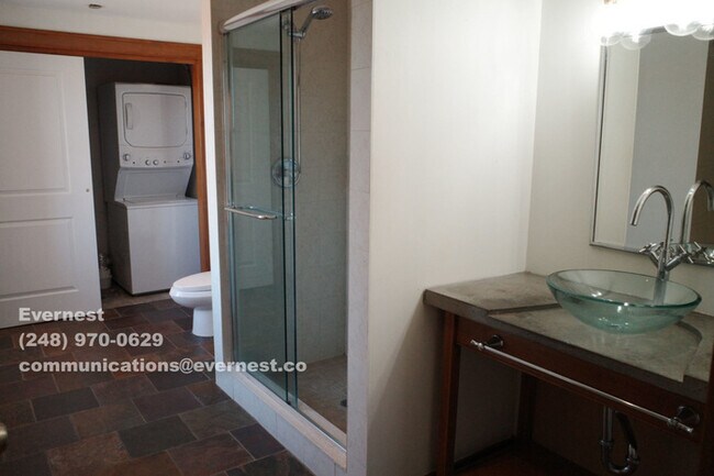 78 Watson St unit 16, Detroit, MI 48201 - photo 4