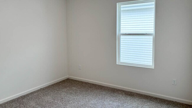 6292 Redwood Trail, Wonder Lake, IL 60097 - photo 7