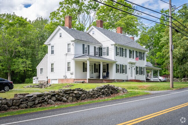 Enjoy the architectural variety of colonial homes in North Swansea, MA's neighborhood.