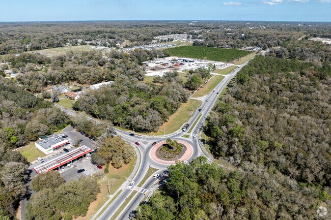 State Route 44 runs close by Daisy Lake and is a convenient way to access the region.