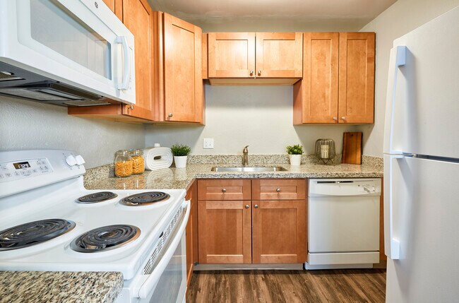 Melody Creek Apartments, Littleton, CO 80120 - photo 3