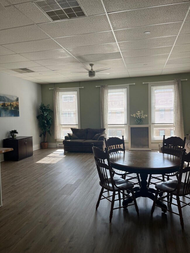 623 Main St Unit 3, Honesdale, PA 18431