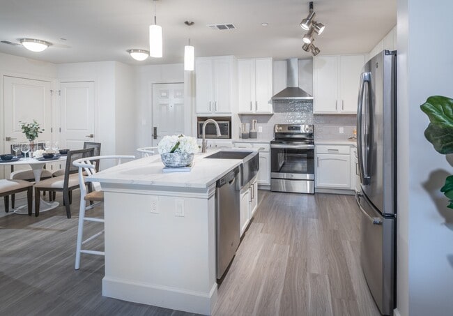 Arcadia Gardens, Palm Beach Gardens, FL 33410 - photo 2