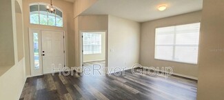 5221 Clover Mist Dr, Apollo Beach, FL 33572