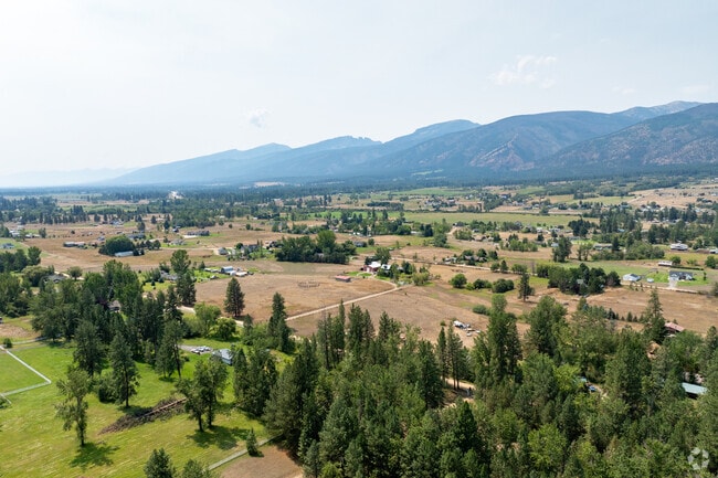 Carlton known for its mountain scenery and activity.