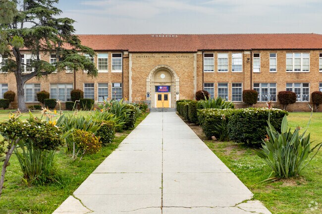 University Senior High School Charter is a highly-rated school that prepares students for higher education.