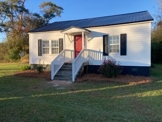 200 Koonce Fork Rd, Richlands, NC 28574