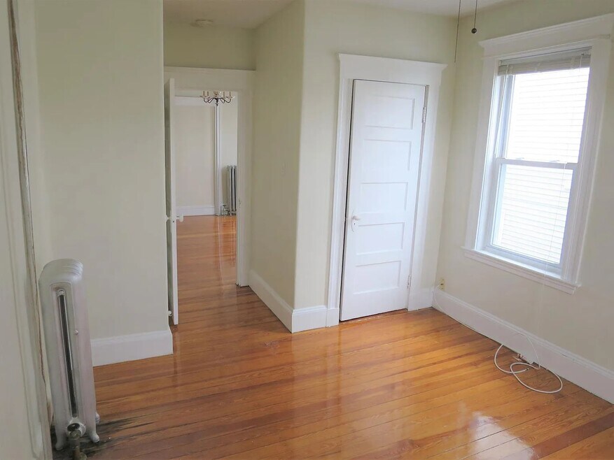 96 Conwell Ave unit 1, Somerville, MA 02144 - photo 1
