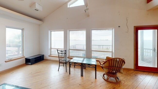 1823 Port o Call St, Galveston, TX 77554 - photo 2