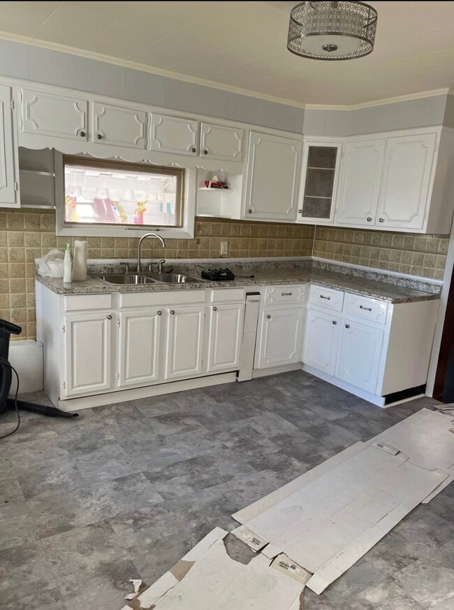 312 W 3rd St Unit 312, Nescopeck, PA 18635